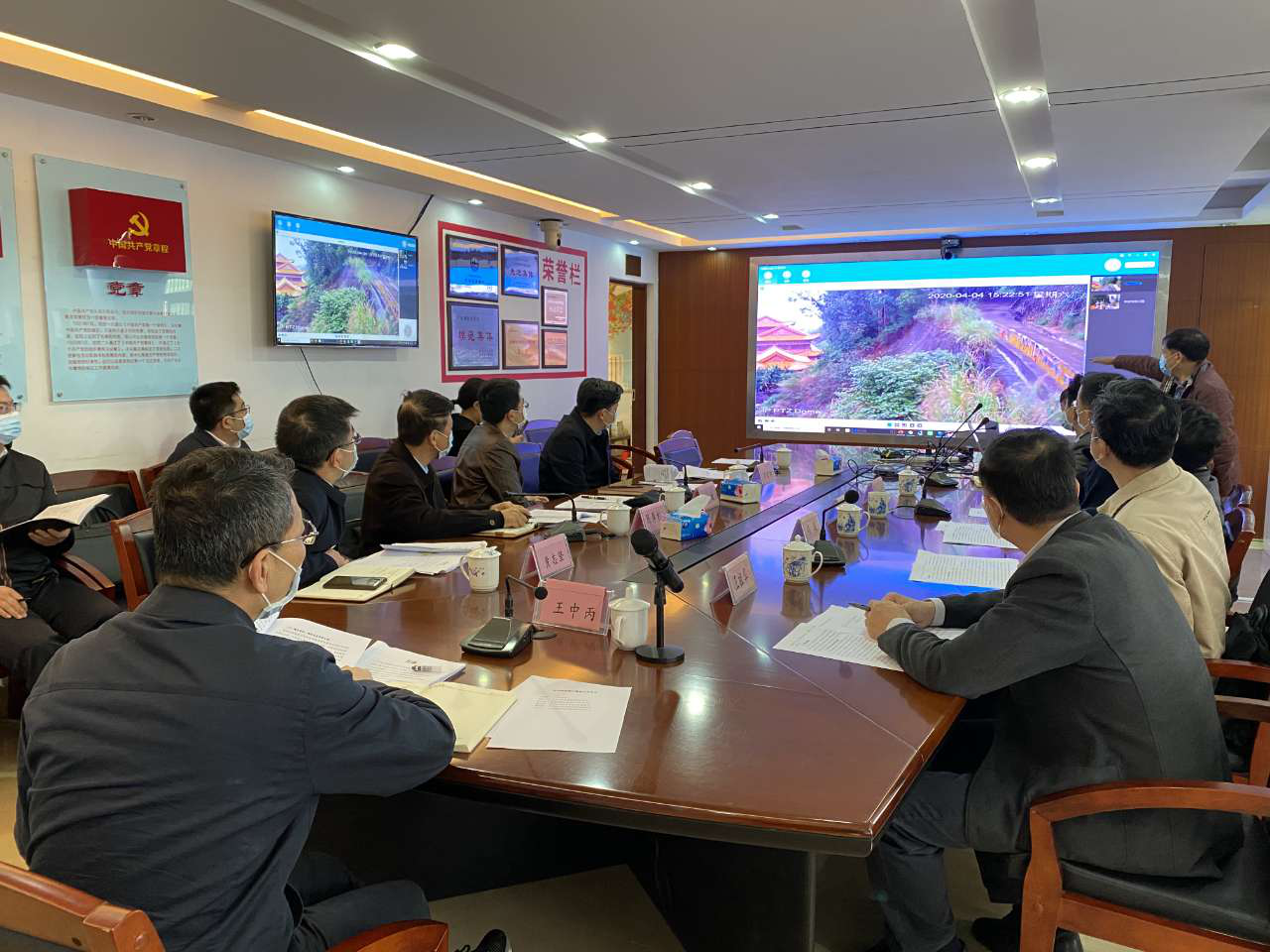 图片2.png 图片2.png